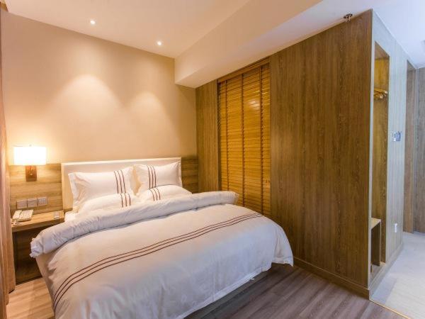 Jinjiang Metropolo Hoteltaiyuanshimao Center 23/48
