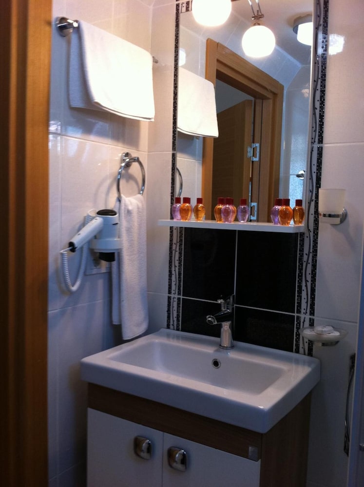 Hotel Avcilar City 45/70
