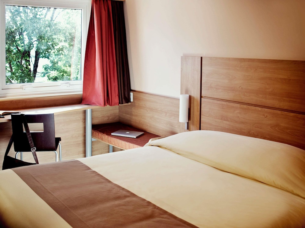 Ibis Canoas Shopping 16/57