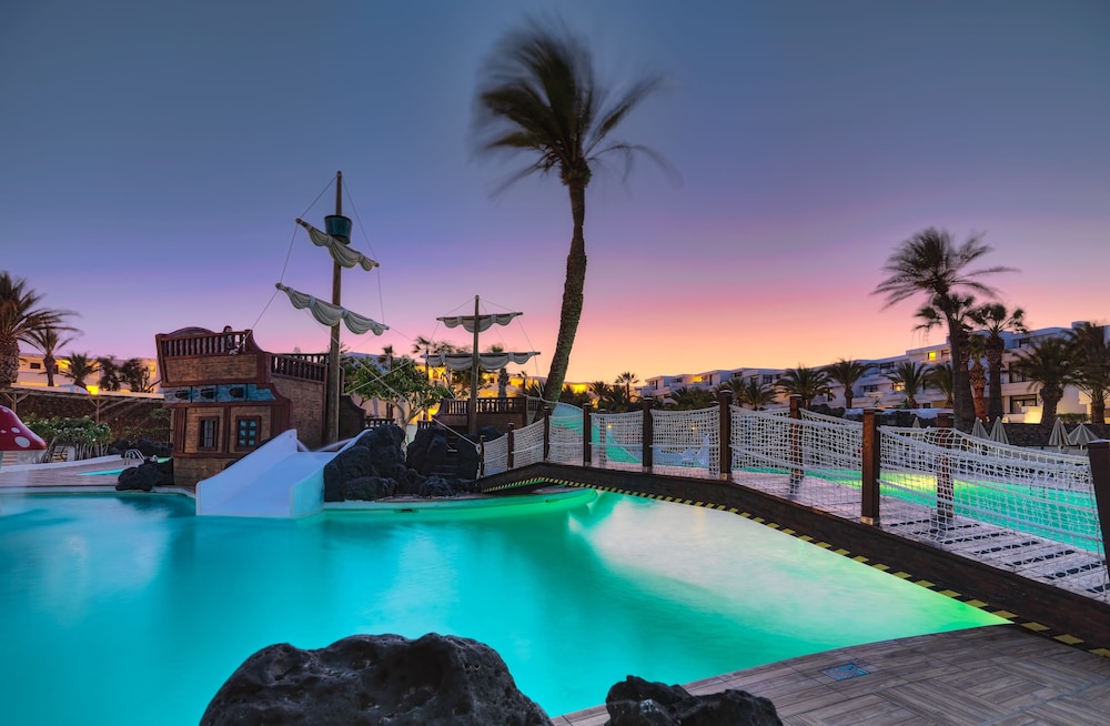 H10 Suites Lanzarote Gardens in COSTA TEGUISE