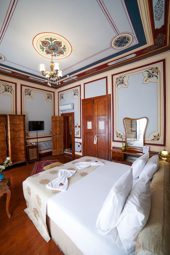 Sarnic Meyhane and Otel 11/20