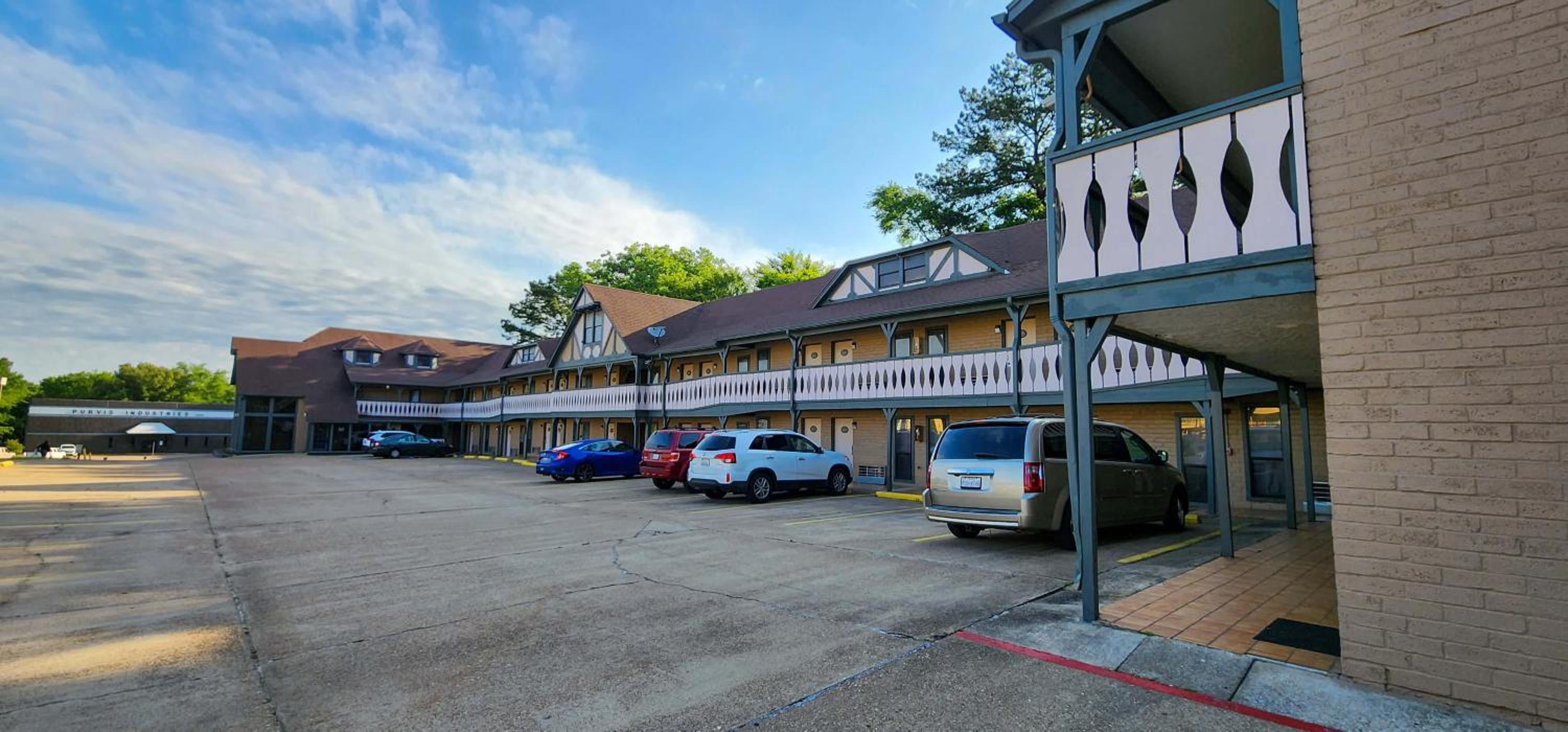 Knights Inn Tyler 37/55