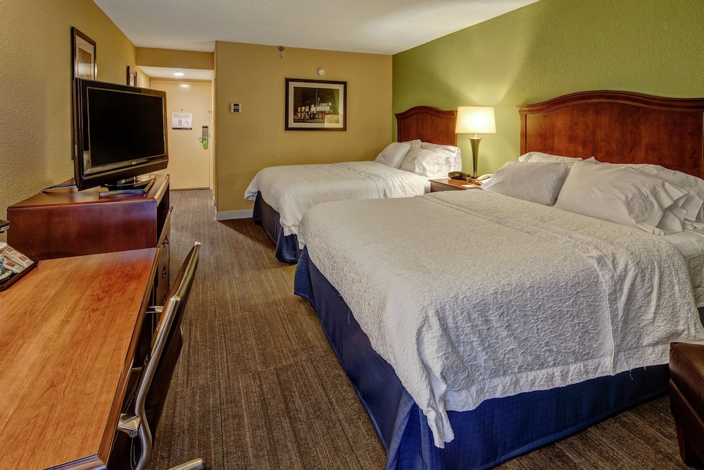 Hampton Inn Raleigh/Cary 21/45