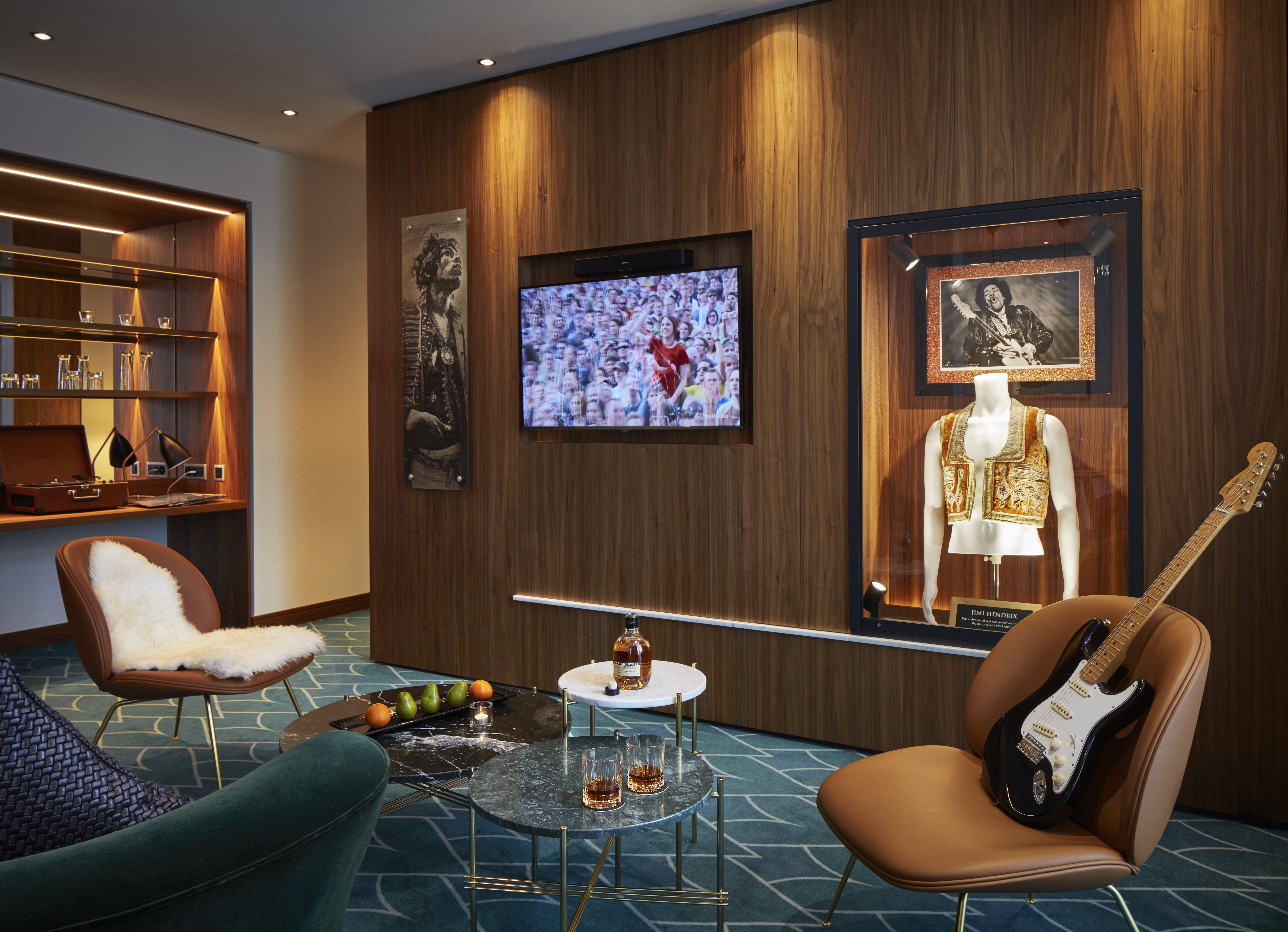 Hard Rock Hotel Davos 75/82