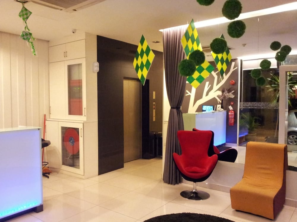 Hii-5 Hotel 5/19