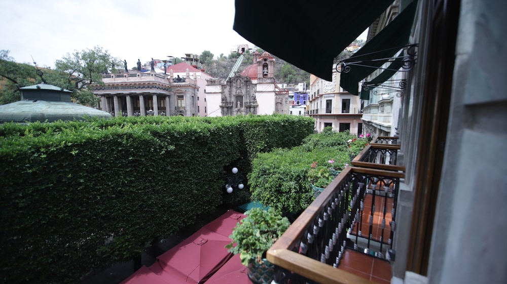 Hotel Luna 48/50