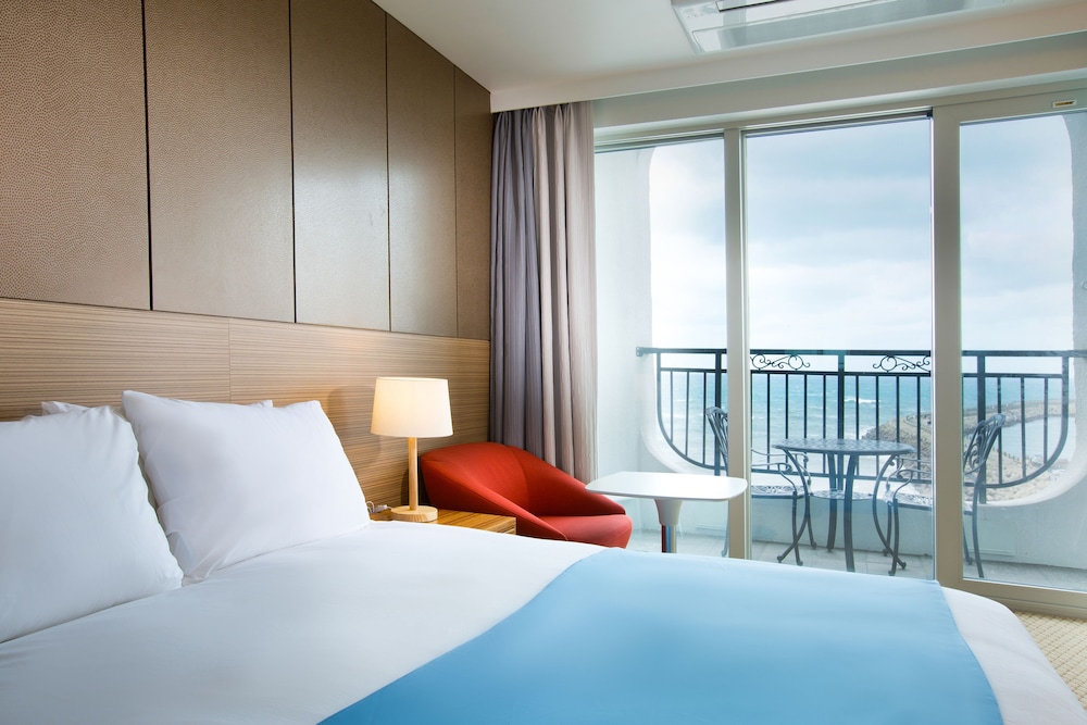 Hotel WhistleLark Jeju 18/67
