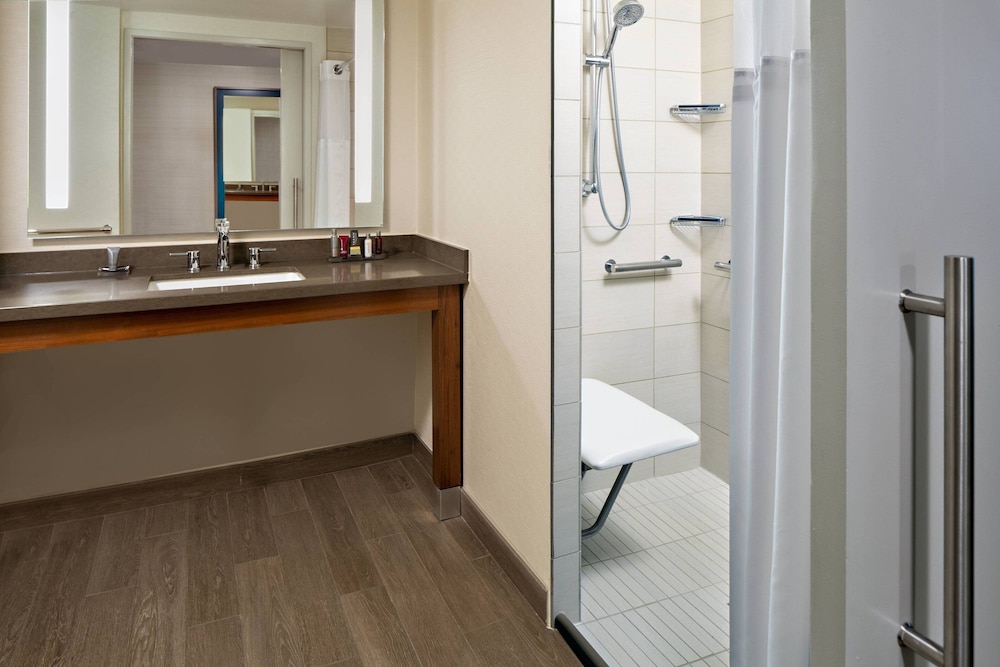 Houston Airport Marriott At George Bush Intercontinental 17/59