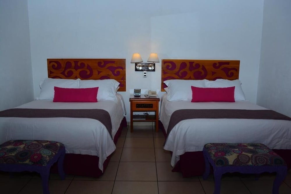 Hotel Boutique Pueblo Lindo 12/47