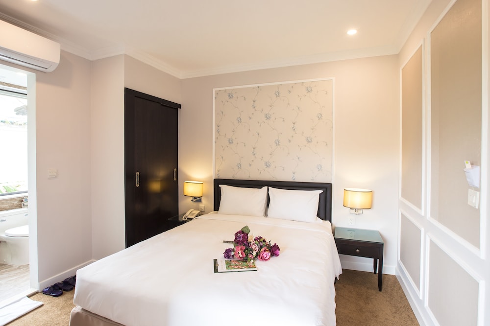 Dinh Elegant Hanoi Hotel 32/64