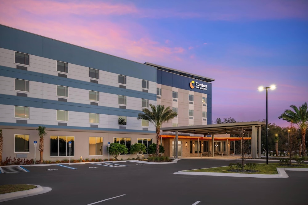 Comfort Inn & Suites Orlando Sanford Airport 6/54