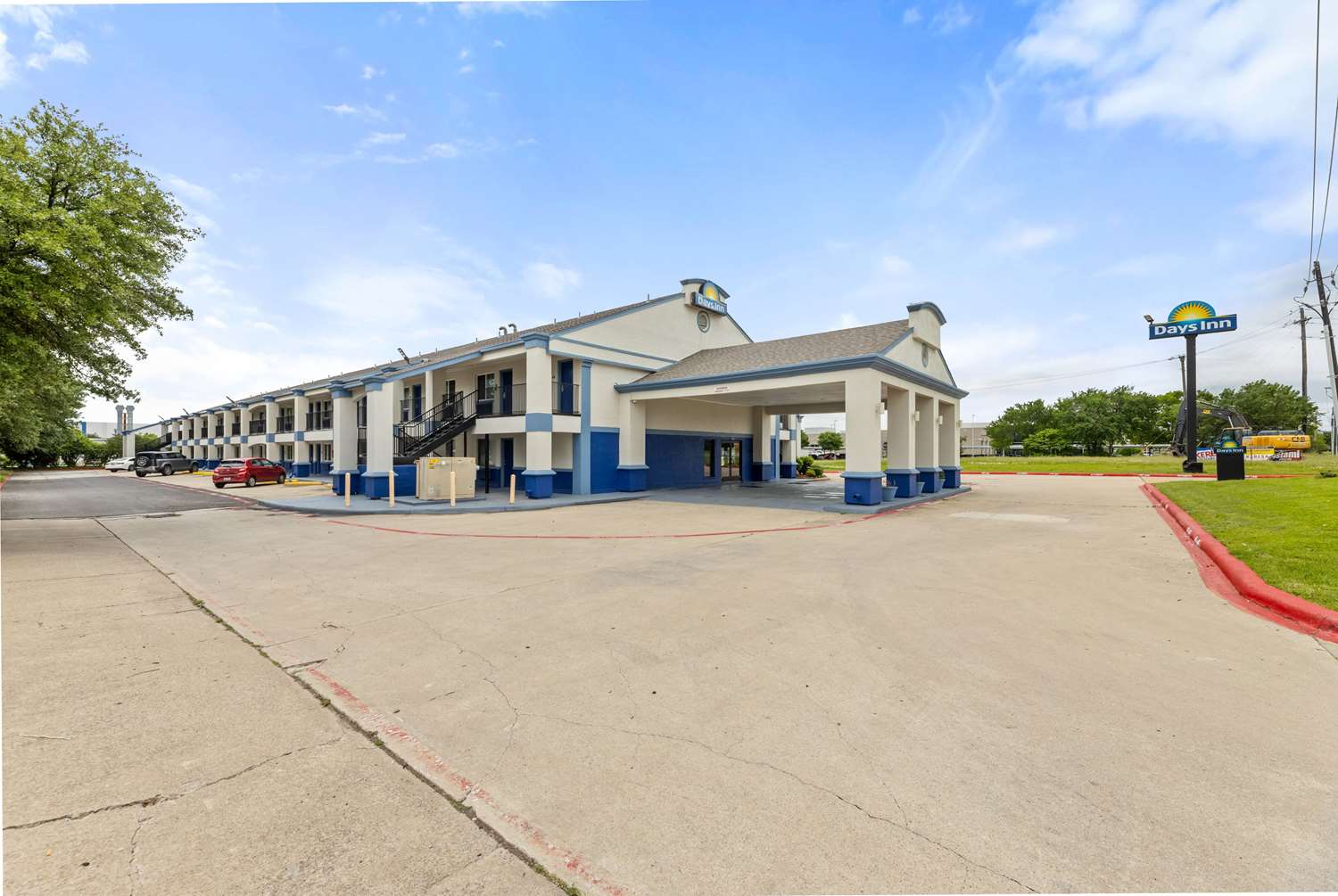 Days Inn by Wyndham McKinney 37/56