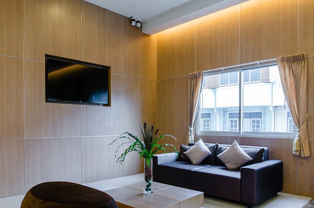 42C The Chic Hotel 32/49