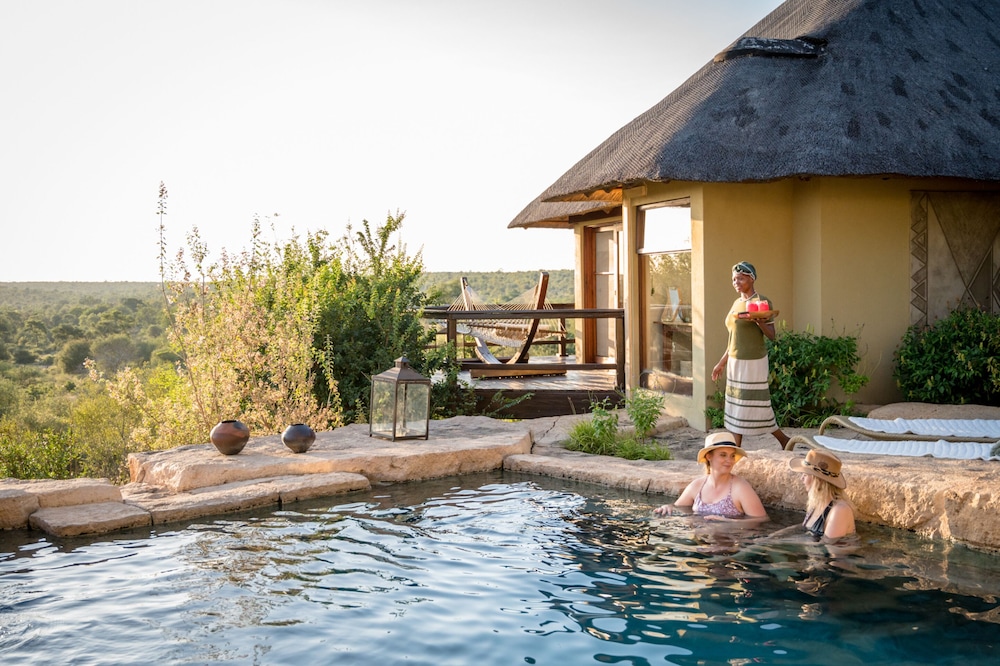 Makumu Private Game Lodge 19/50