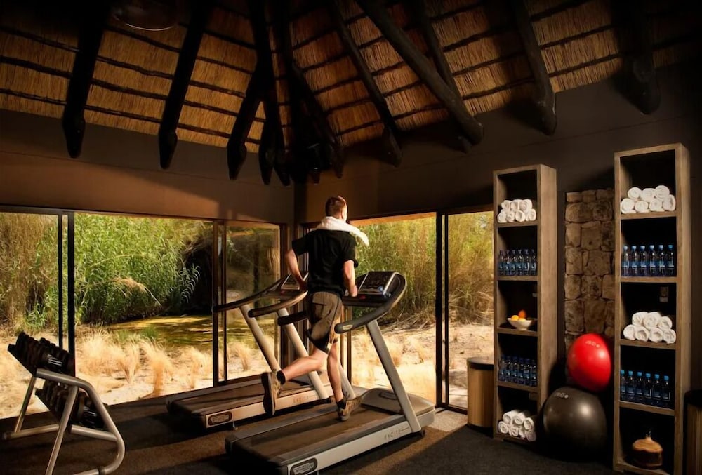 Mokuti Etosha Lodge 46/69