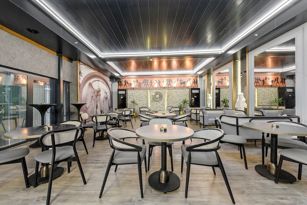 Ibos Hotels Izmir 49/64