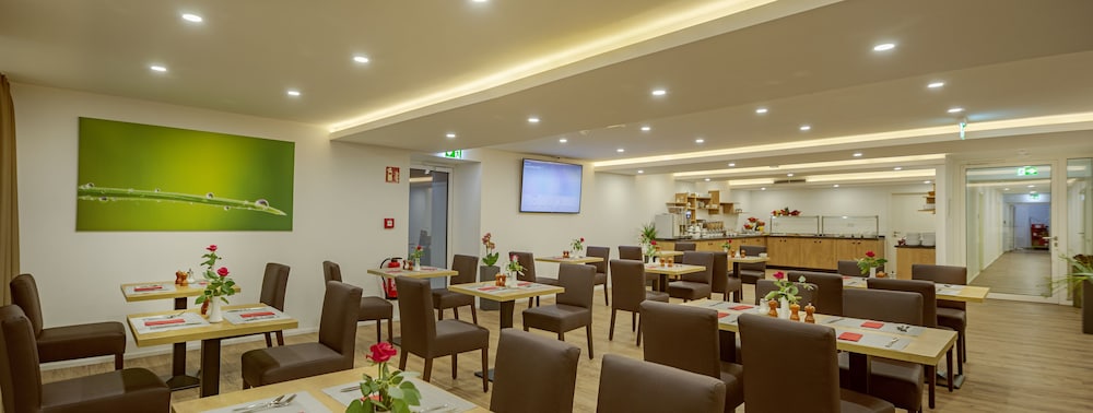 Trip Inn Conference Hotel & Suites 43/54