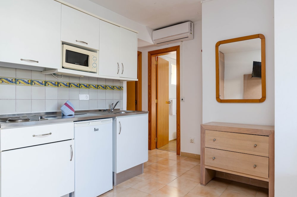 Mariners Club Apartments 5/46