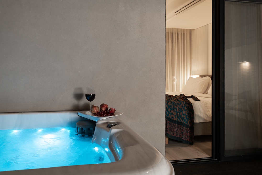 LUX&EASY Acropolis Suites 18/50