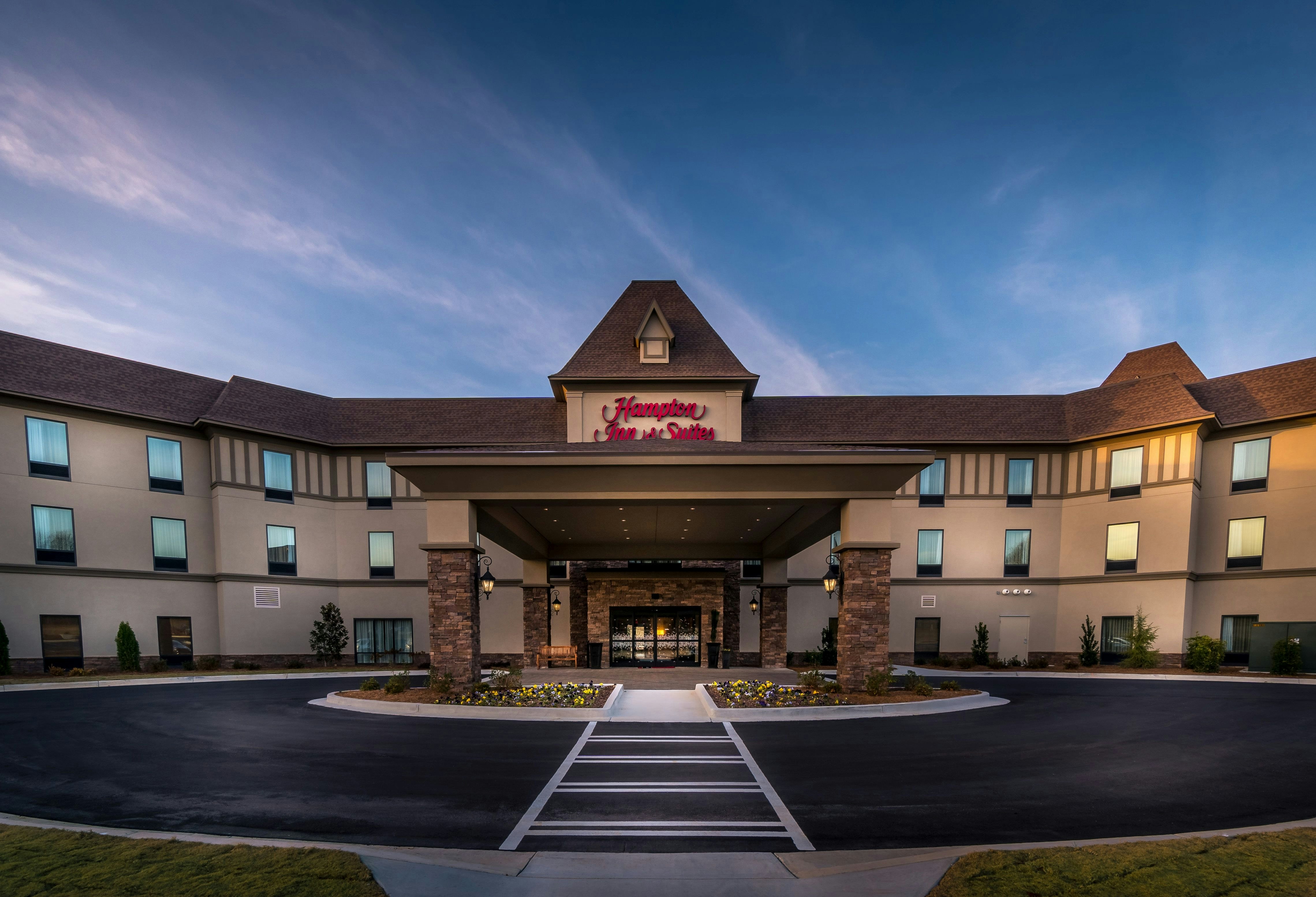 Hampton Inn & Suites Braselton 6/57