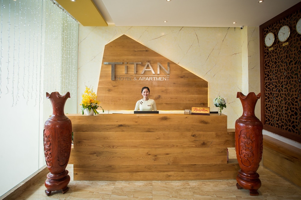 Titan Hotel 6/42