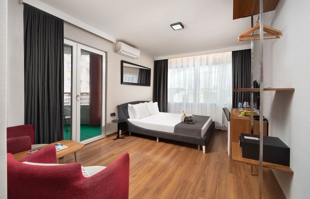 Nish Suite Atasehir 10/37