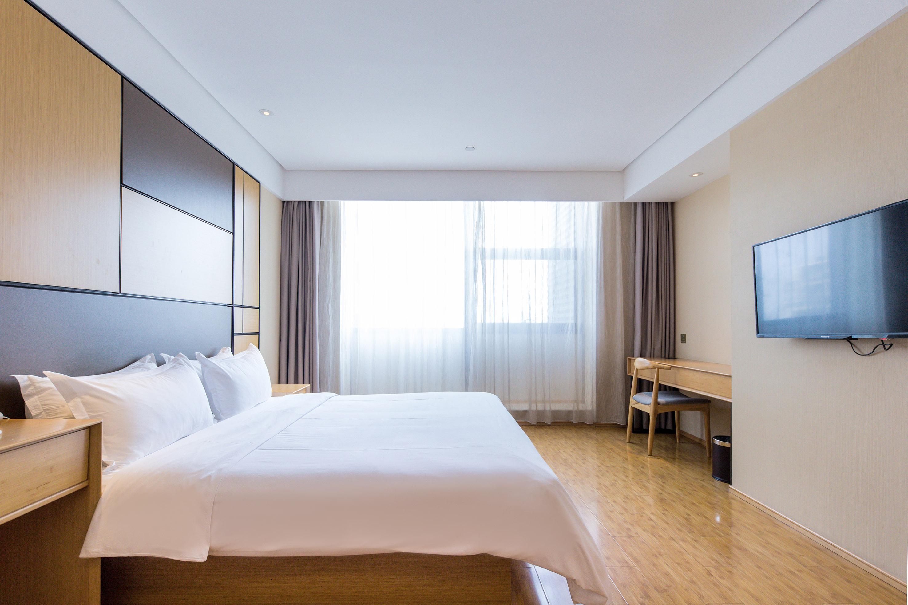 JI Hotel Shanghai Hongqiao Transport Hub Jiuting 8/18