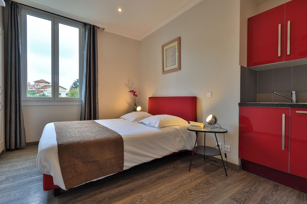 Residence Emeraude 16/50