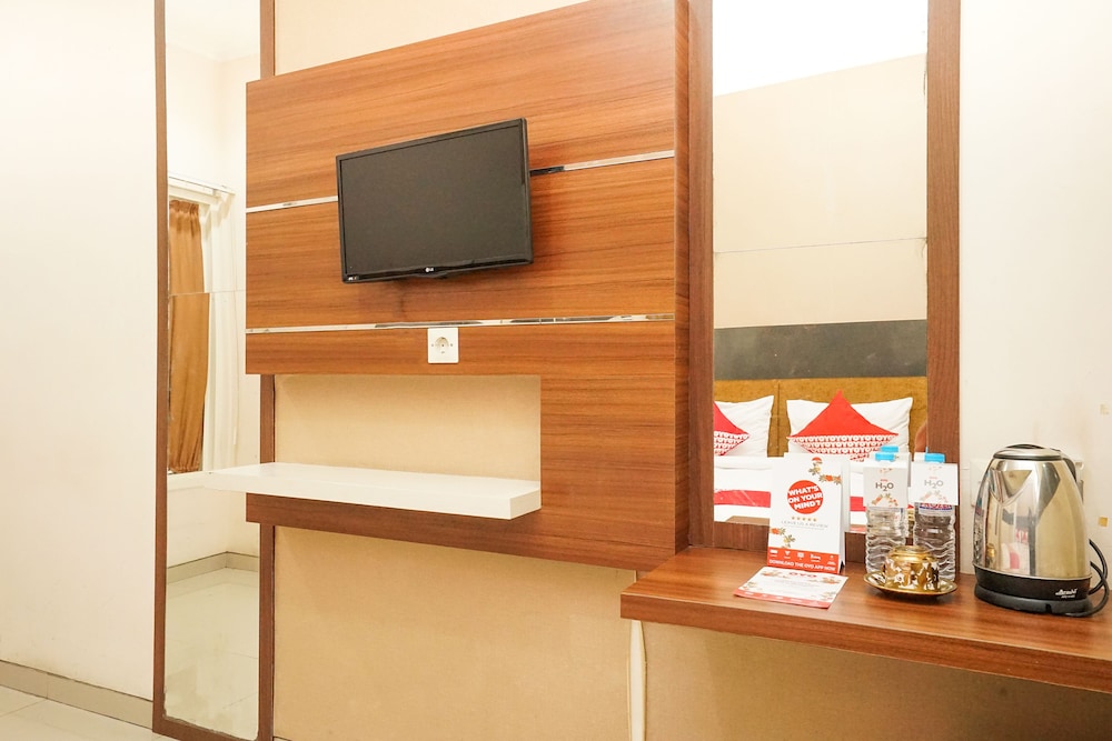 Oyo 450 Semampir Residence 56/64