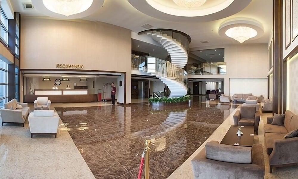 Cherry Garden City & Spa Hotel 5/23