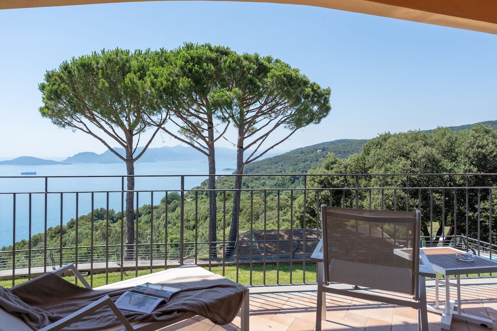 Golfo Dei Poeti Relais Spa 81/83