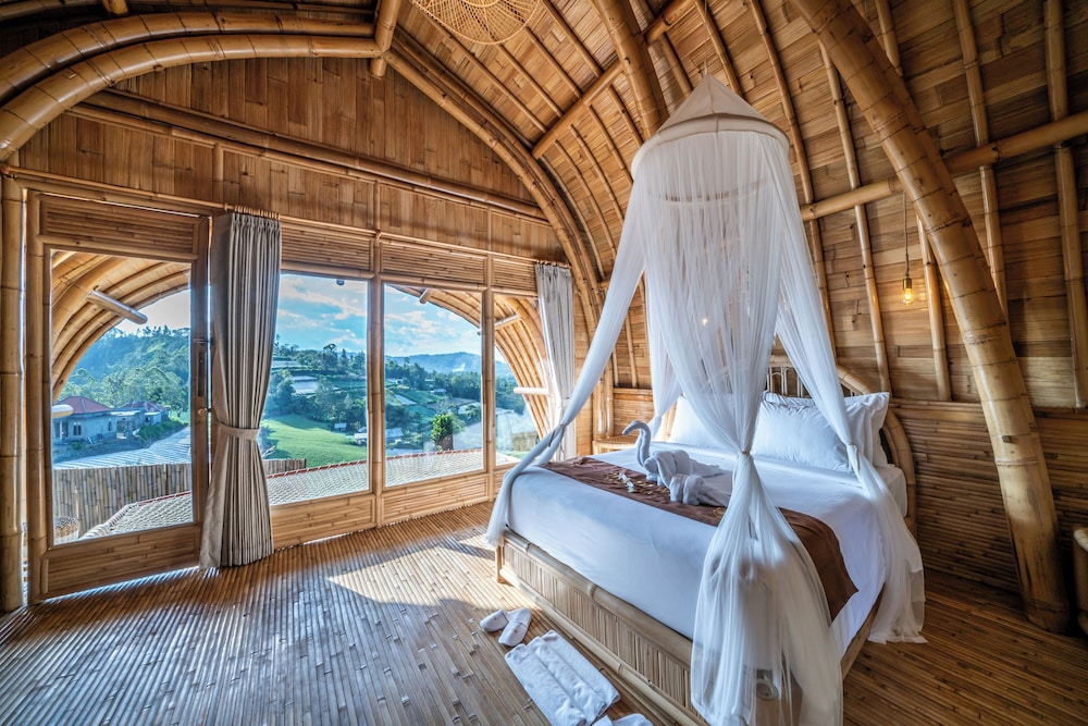 The Dewi Eco Bamboo Villa 23/58