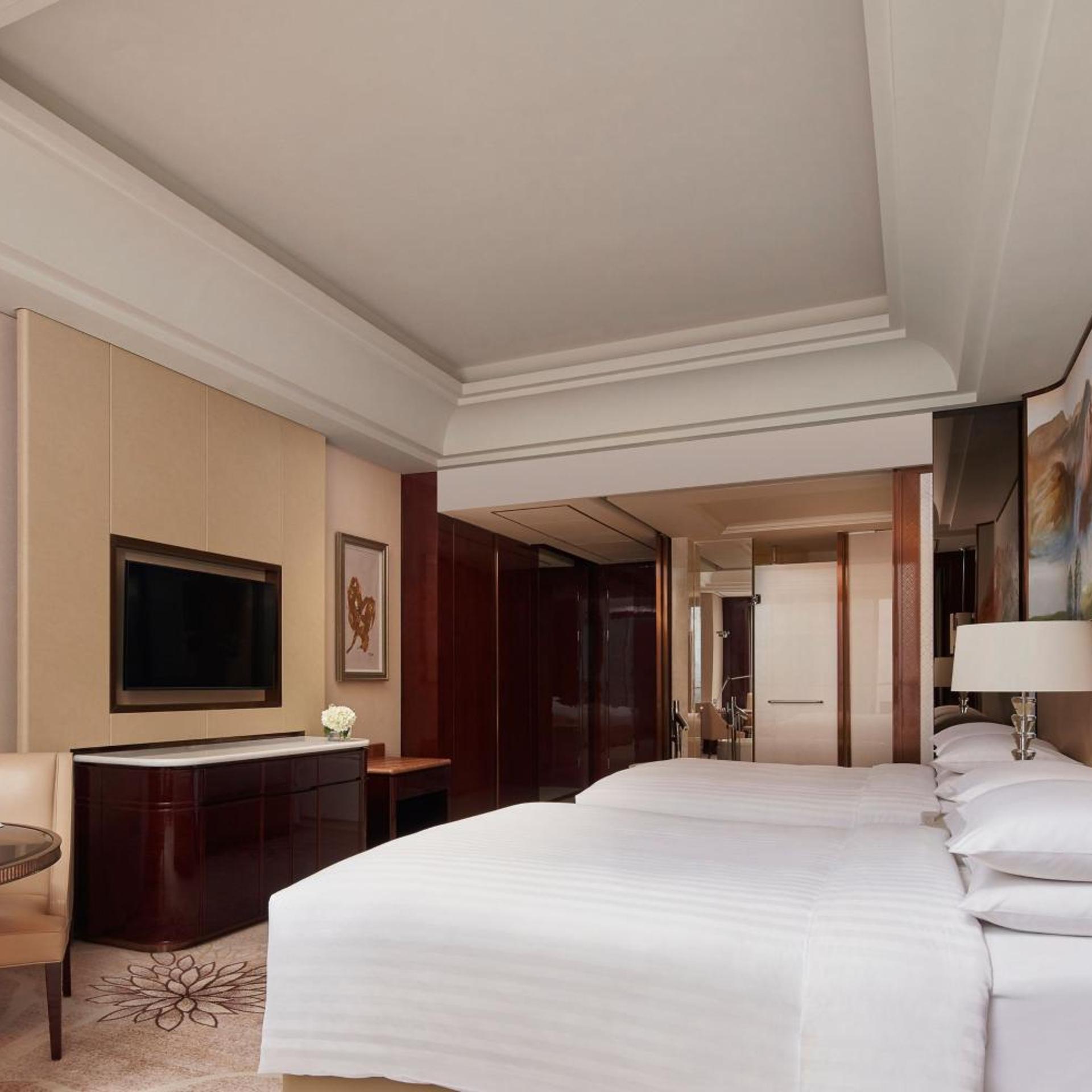 Deluxe, Twin Beds