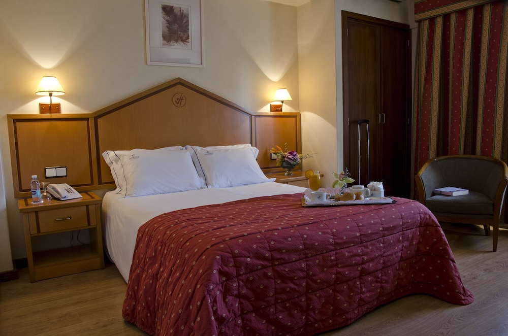 VIP Inn Berna Hotel 16/48