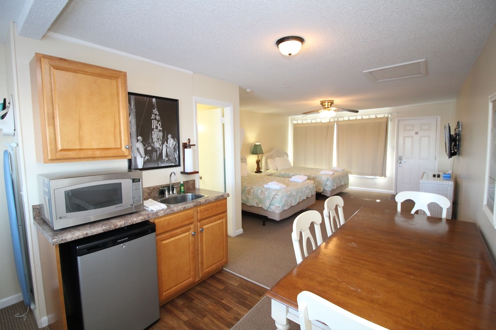 Fin N Feather Waterside Inn By Kees Vacations 32/43
