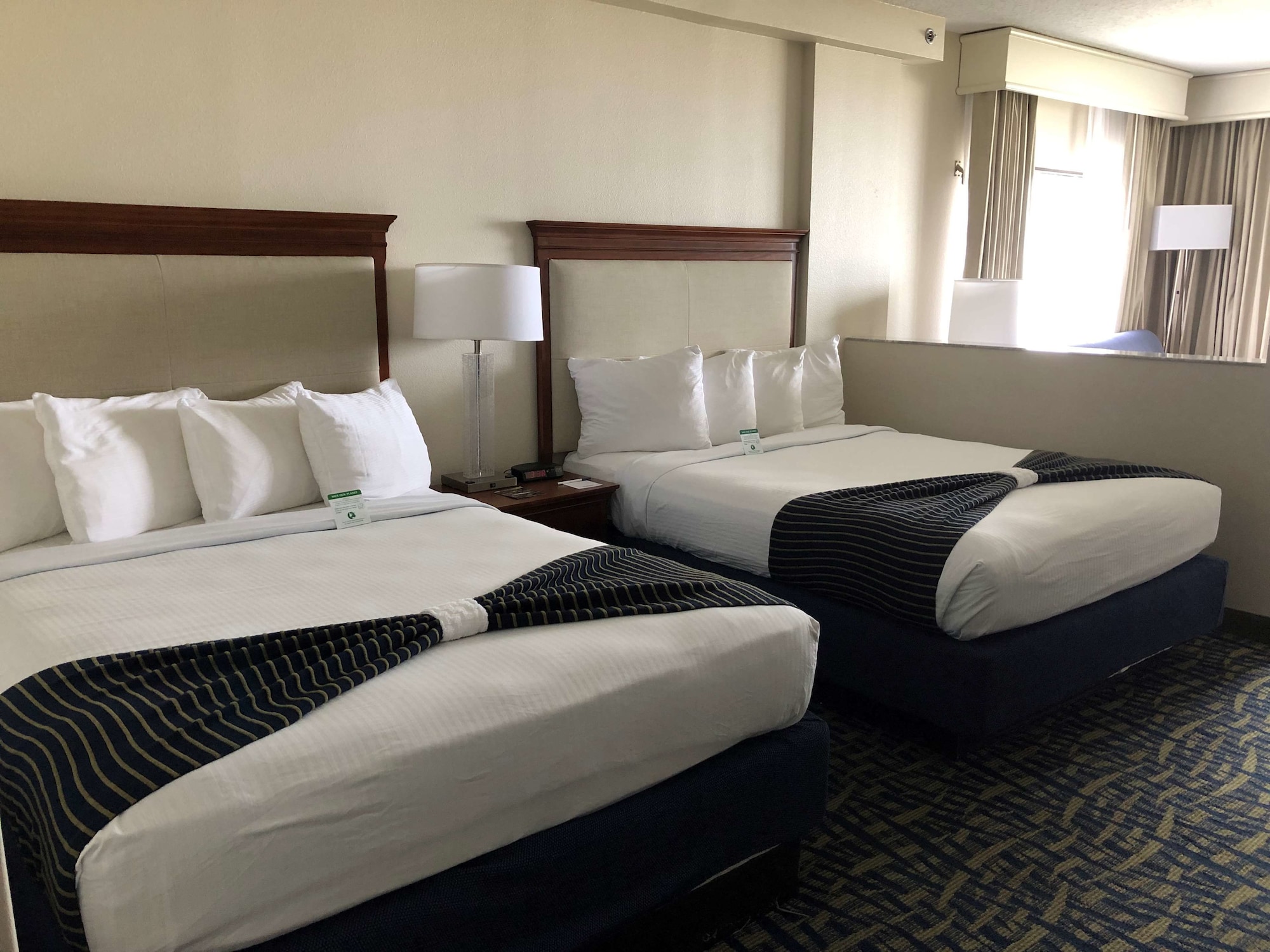 Junior Suite, 2 Queen Beds, Ocean Front, Sofa