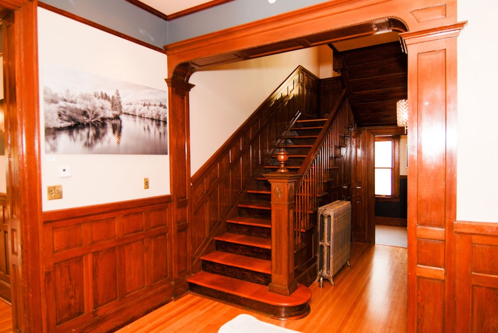 Blackwell Hotel 4/50