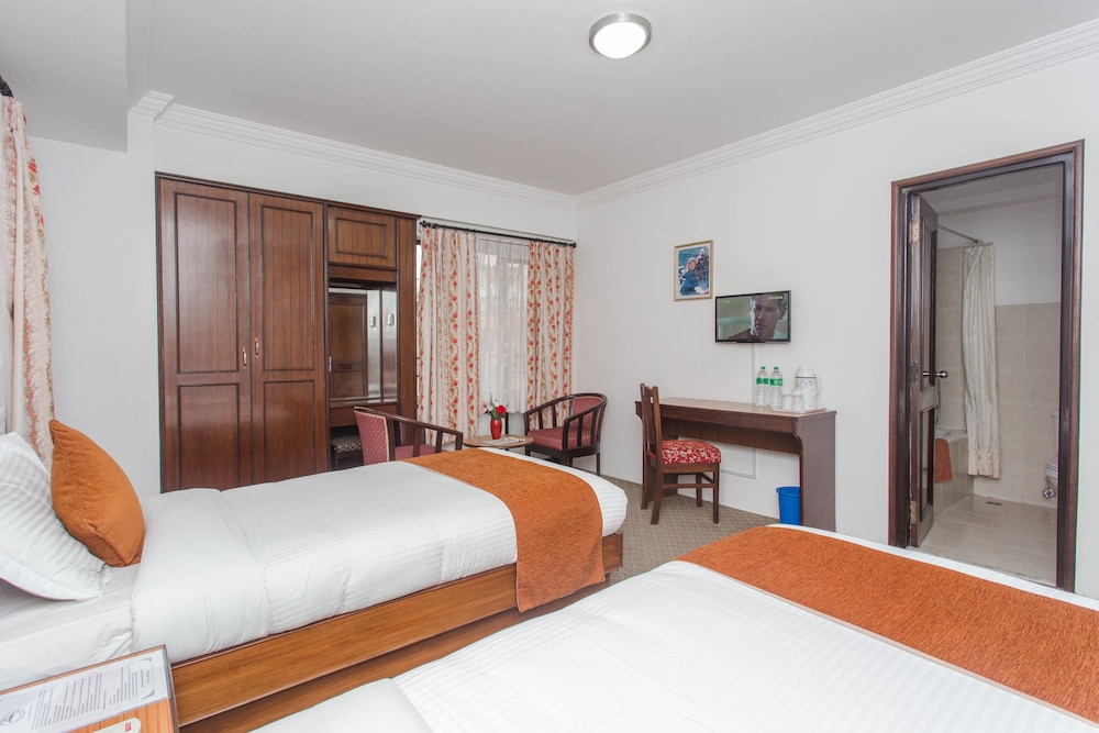 Fuji Hotel 15/50