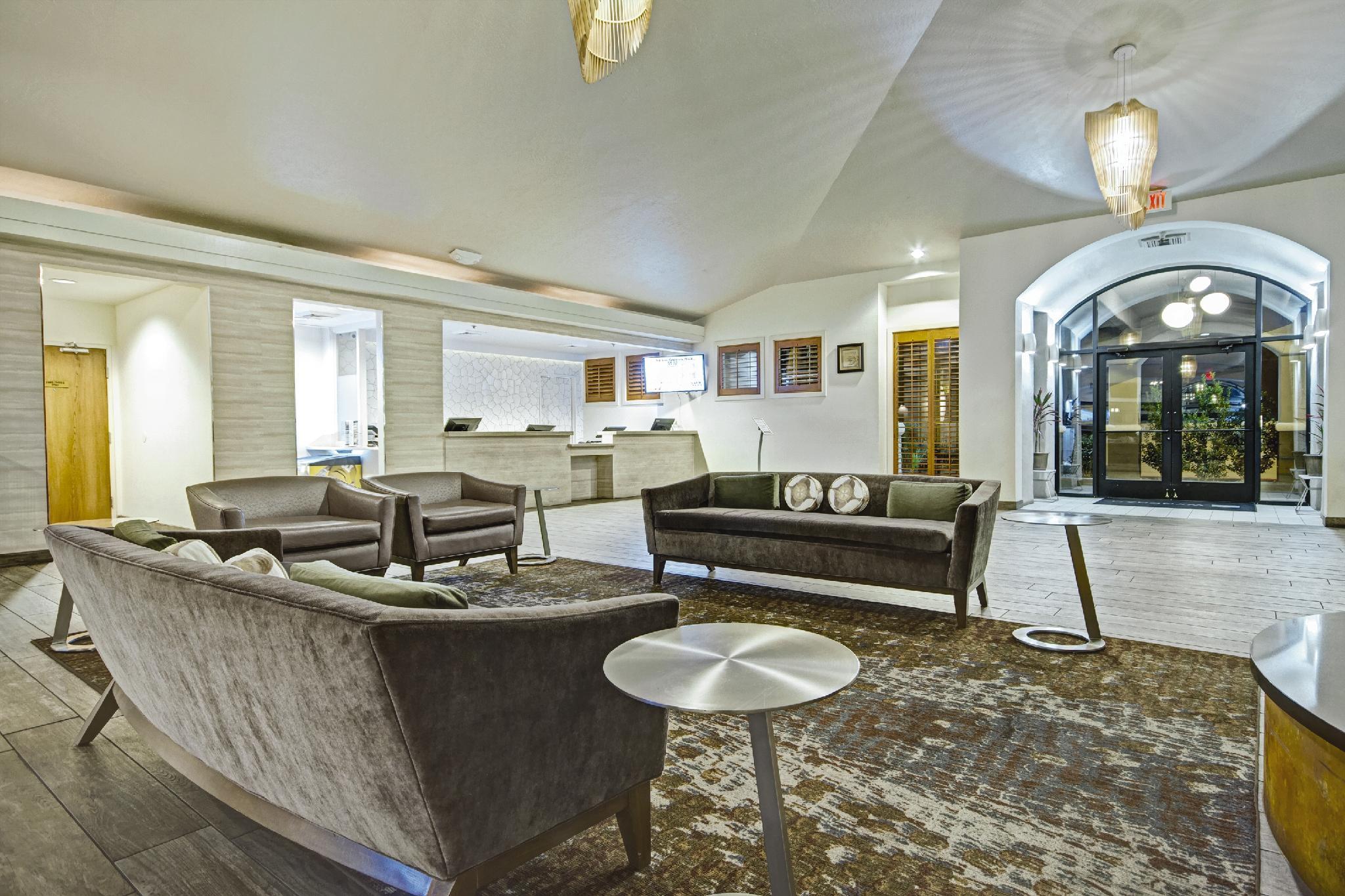 ROOM, DOUBLE BED