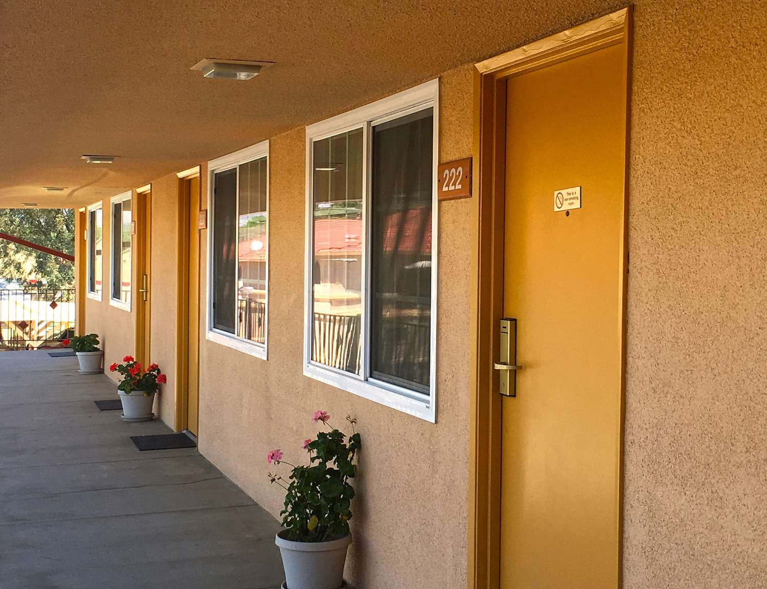 Americas Best Value Inn Beaumont 4/20