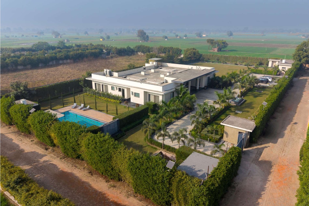 ELIVAAS Levante Farms 5 BHK Villa With Private Pool, Bar, Garden and Gazebo 19/21