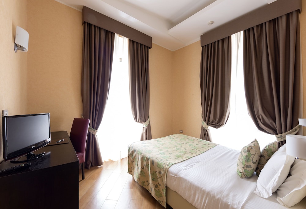 Hotel Naples 43/71