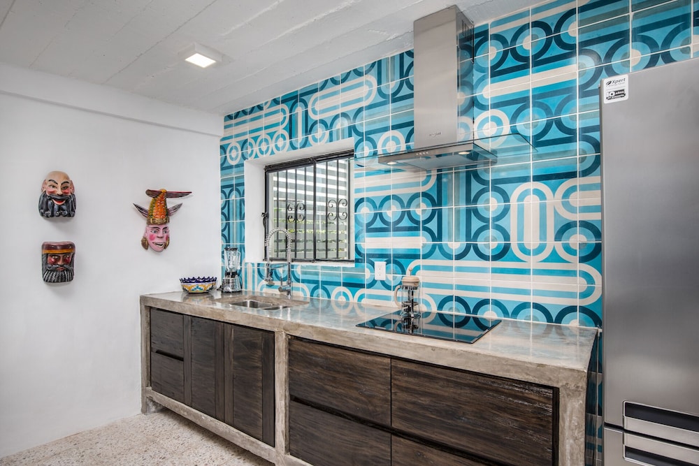 Cuale Condo Retreats 11/50
