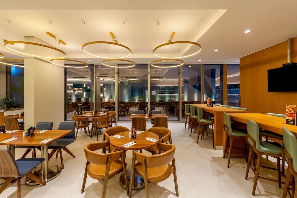Hyatt Place Macae 45/59