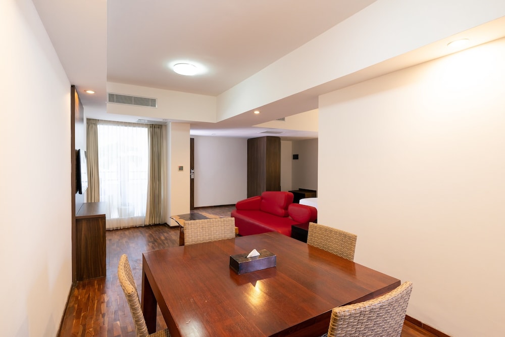 The Bene Hotel Kuta 48/68