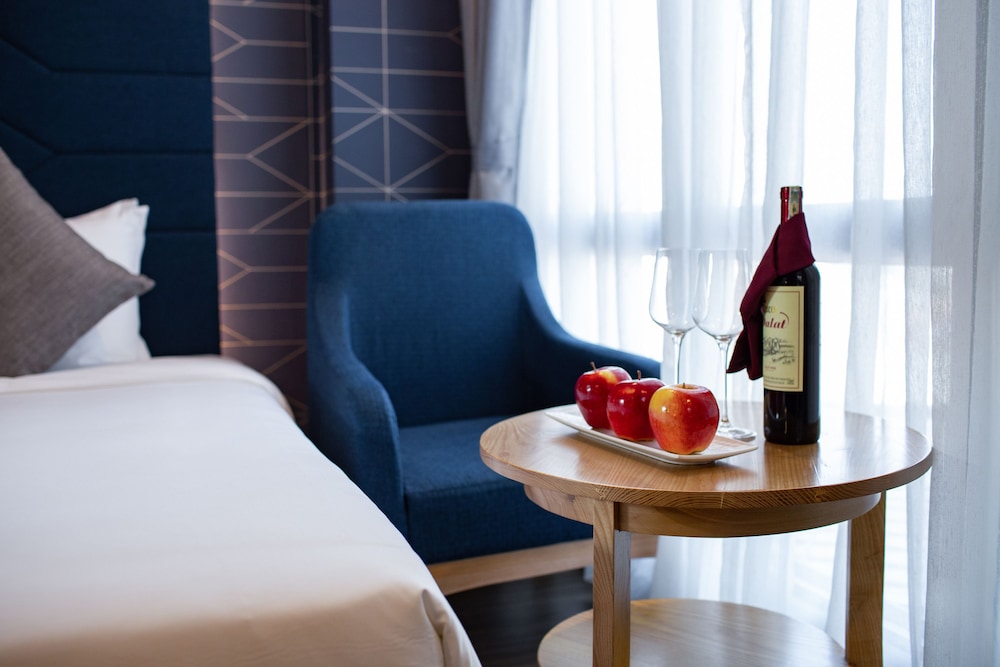 Bonsella Prestige Hotel and Spa 26/71
