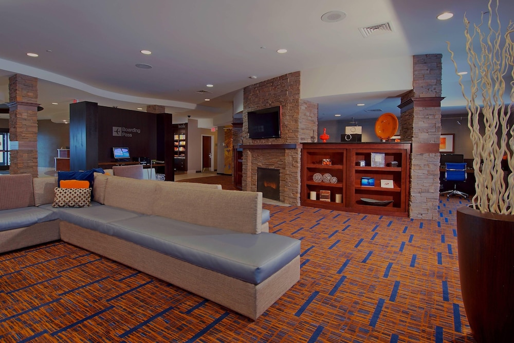 Courtyard Madison West Middleton 5/64