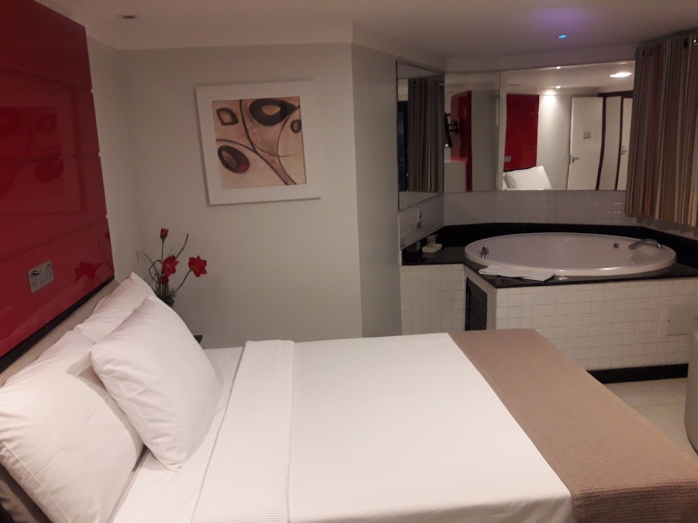 HOTEL SEMPRE EXECUTIVE 26/67