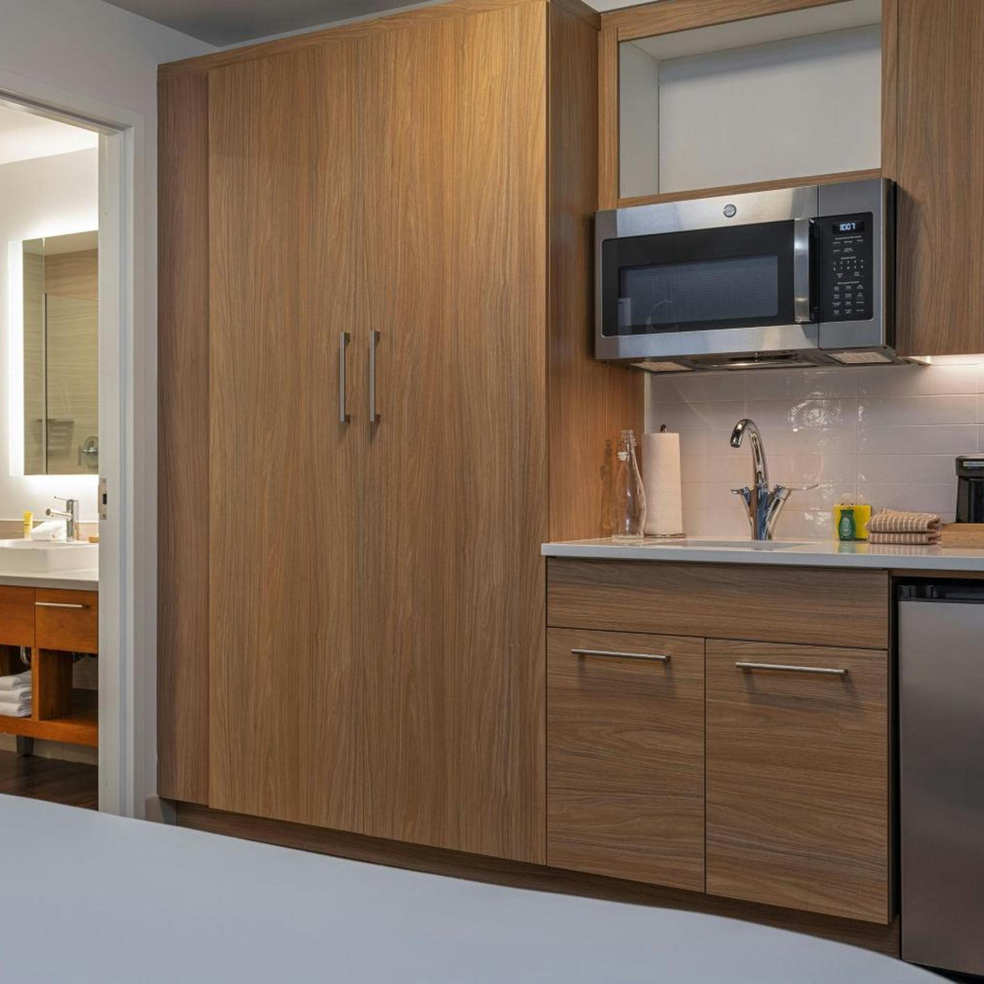 غرفة قياسية بسرير كينج، Element by Marriott Colorado Springs Downtown 4/5