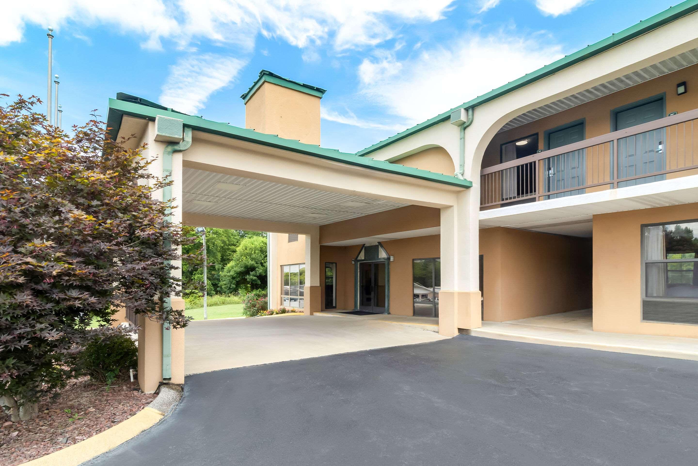 Quality Inn Russellville 19/25